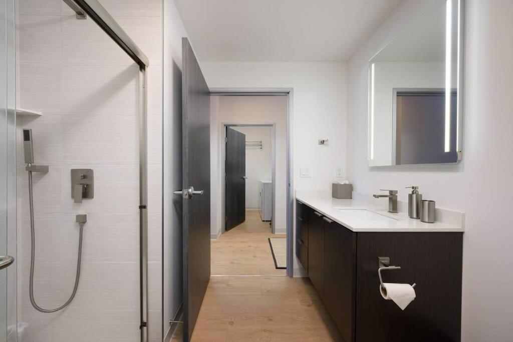 Stylish Sobo Condo - Steps To Main St 보즈먼 외부 사진